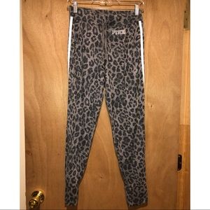 🌵PINK Victoria’s Secret sleeping pants